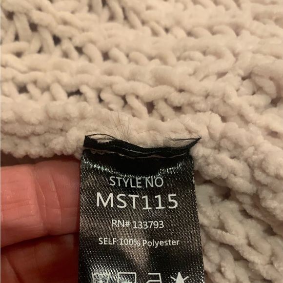 POL- Cozy Knit oversized crop Sweater - Cream - Picture 4 of 5